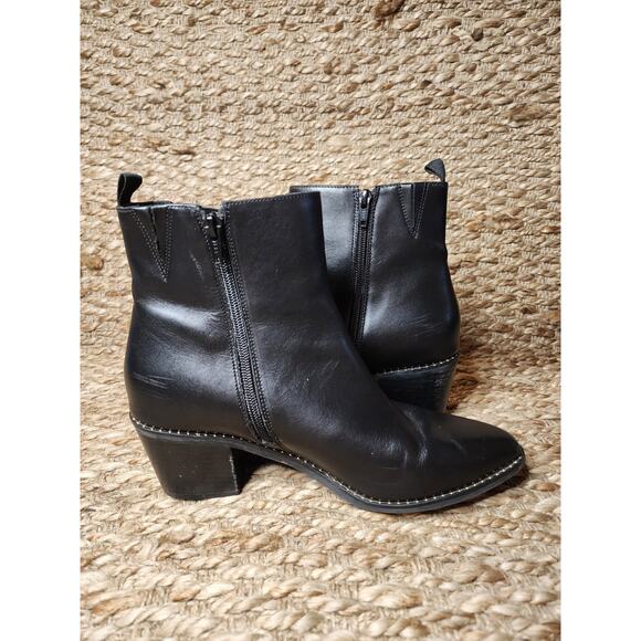 Deltan Womens Black Leather Ankle Boots Shoes 9.5 M Zip-Up Biker - Picture 7 of 11